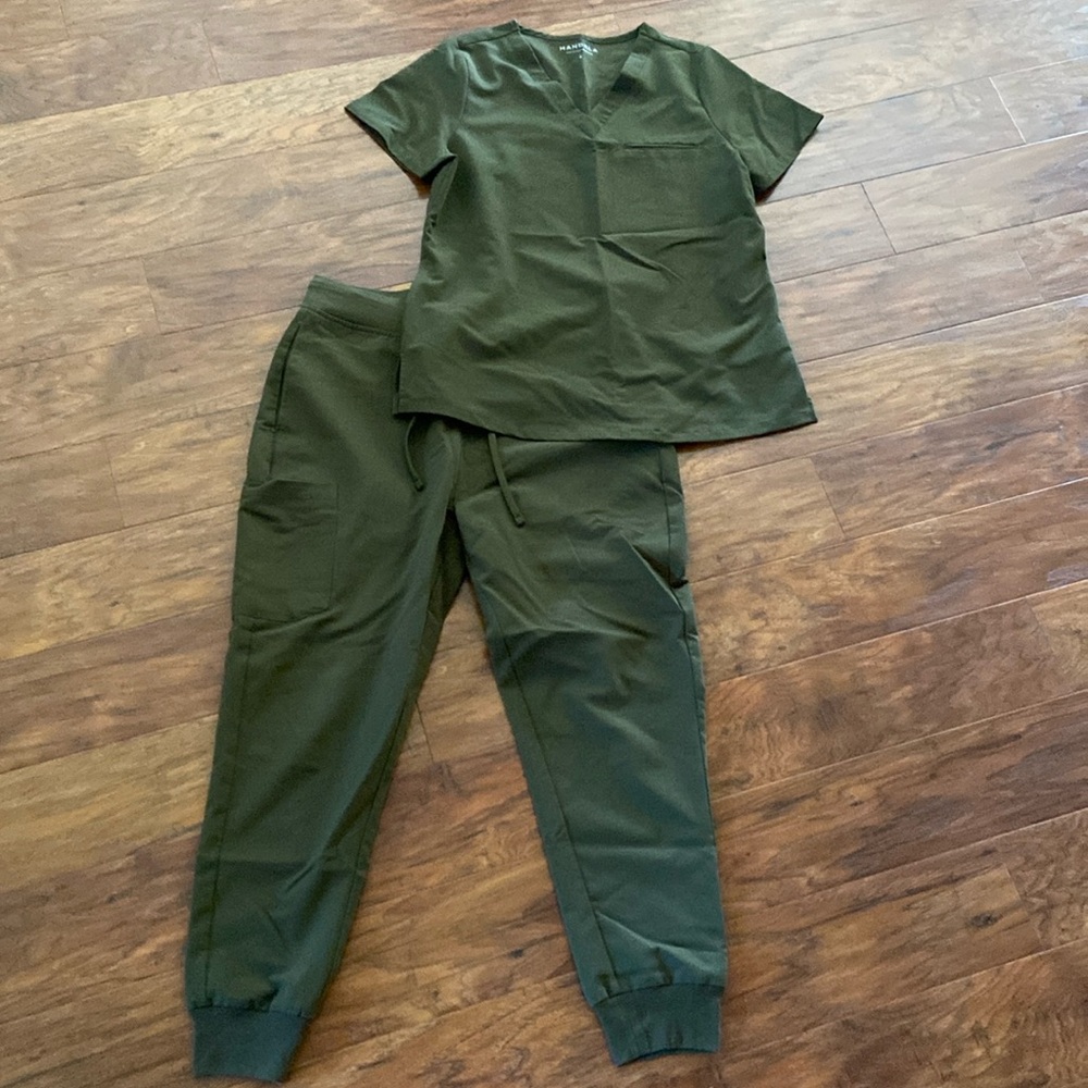 Mandala Green Scrub Set